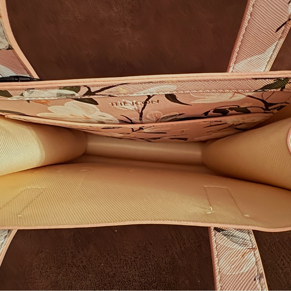 Ted Baker London Blush Floral Tote - Picture 5 of 12